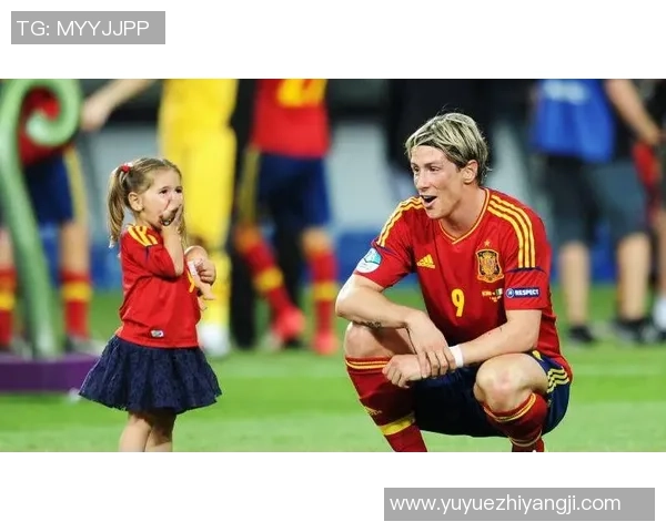 足球明星们的亲密时刻合照分享展现友谊与竞技精神的精彩瞬间