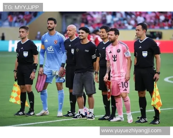 追随足球明星的激情与梦想,点燃心中热爱与奋斗的火焰 追随足球明星的激情与梦想,点燃心中热爱与奋斗的火焰